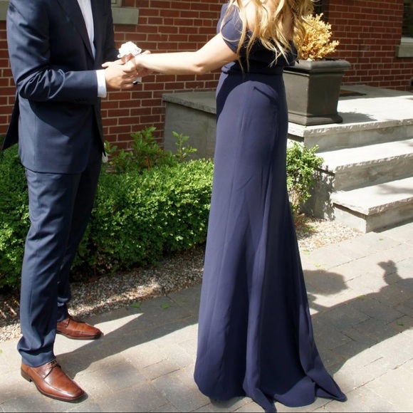 Calvin Klein evening gown - Picture 3 of 7